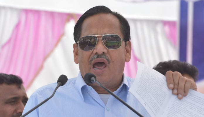 Naseemuddin Siddiqui, a Congressman, resigned ahead of the Uttar Pradesh assembly polls.