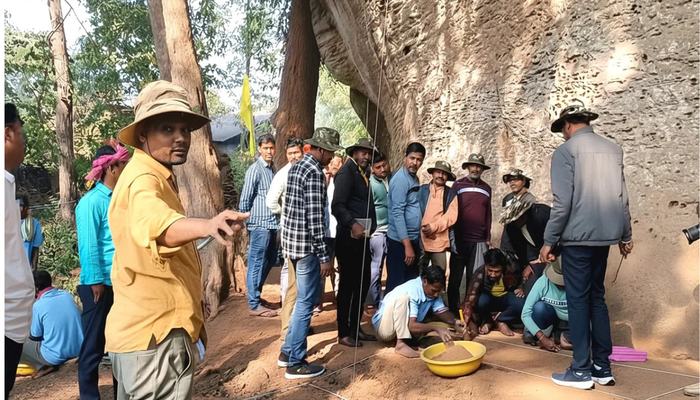 Archaeologists discover imprints estimated to belong to a 10,000-year-old civilisation at the Sambalpur district of Odisha, ASI starts survey