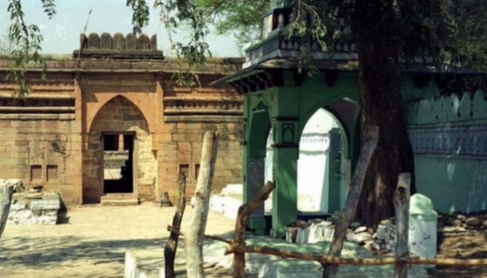 Maulana Kamaluddin welfare society has filed a plea in the Supreme Court.