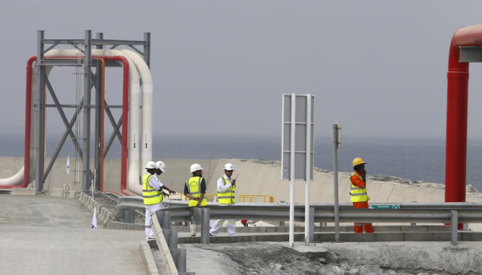 Two pipelines in the Middle East could offer some comfort during the energy crisis.