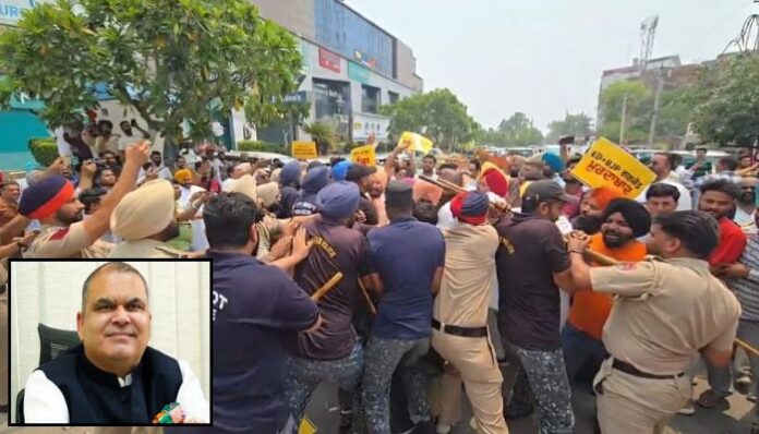 Tension outside BJP office in Bhatinda, Punjab