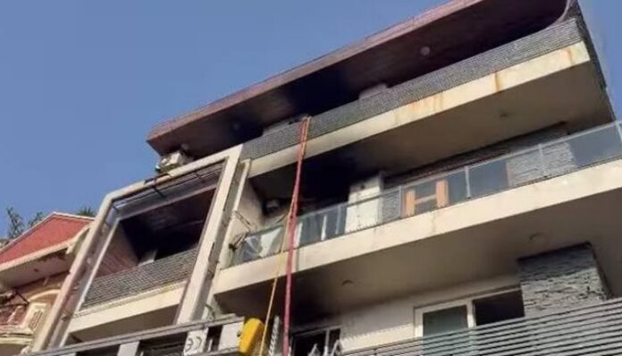 Delhi fire AC blast