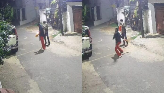 Petrol bombs were thrown at the Ranchi RSS office.