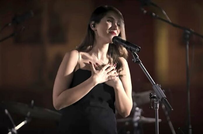 Iranian singer Parastoo Ahmadi