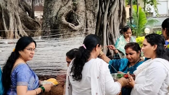 Medha Kulkarni Phule wada Vat Purnima