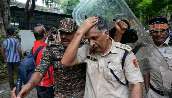 Delhi Police says Jantar Mantar permission excluded a march towards Parliament.