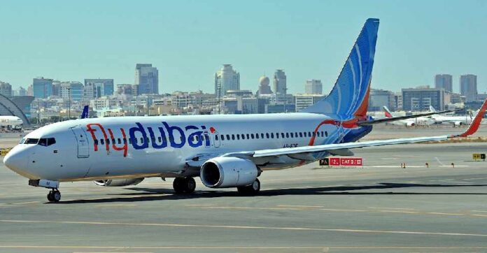 Flydubai flight pilots cockpit