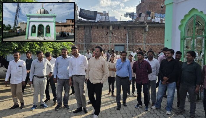 A ₹50 crore land dispute in Sambhal has escalated after the SDM court ordered 3,350 square metres of disputed land to be recorded in the name of the Arya Samaj temple and Gram Samaj.