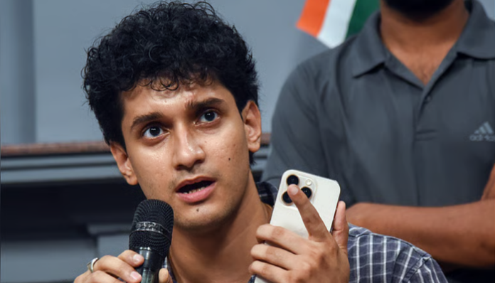 SEM asks Saurav Das to furnish documents relating to his current residential address.